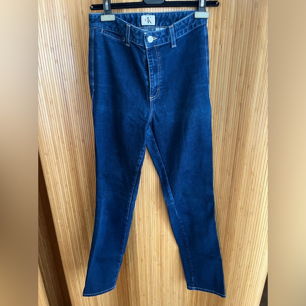 Ck Indigo Blue Jeans size 8 
Gorgeous Color & Fit